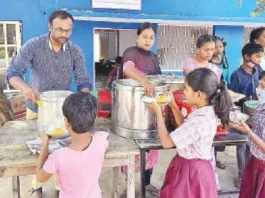 City's Government School Students Benefit from NGO's Breakfast Program