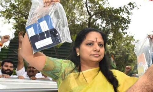 Kavitha provides evidence supporting ED's claim of destroying mobiles