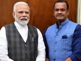 Komatireddy Venkatreddy Meets Prime Minister Modi to Discuss National Highways