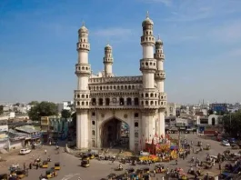 Traffic Police in Hyderabad Make Elaborate Arrangements at Charminar for Ramzan Season