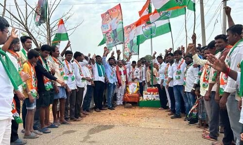 300 people join Congress as TPCC State General Secretary predicts disappearance of BRS