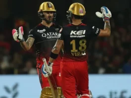 Dinesh Karthik Applauds Virat Kohli and Faf du Plessis Following RCB's Victory Over MI in IPL 2023