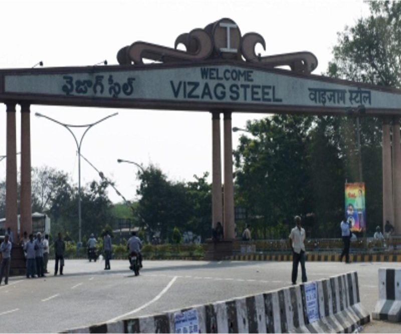 Employees intensify protest as Union government changes stance again on Vizag steel plant