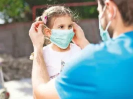 Experts advocate for mandatory mask usage amidst Covid threat