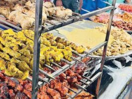 Indulge in Kebabs and Pathar-ka-gosht this Ramzan in Hyderabad