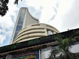 Markets experience slight gains in volatile trading session.