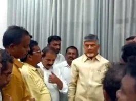 Union leaders from Vizag Steel Plant in Andhra Pradesh meet with Chandrababu at the airport.