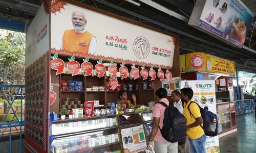 77 'One Station One Product' outlets open at 72 stations throughout SCR.