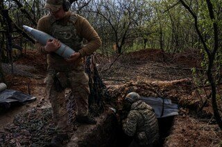 Fierce Fighting Persists as Ukraine Maintains Control of Bakhmut