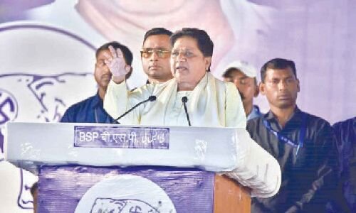 Mayawati declares RS Praveen Kumar as BSP's Telangana CM nominee in Hyderabad