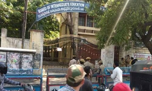 Enrollment in Government Junior Colleges Declines in Hyderabad