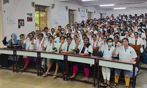 Junior doctors in Telangana protest government's decision to train RMPs and PMPs, claiming unfairness