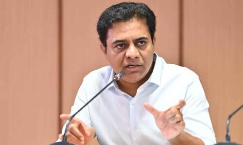 KTR urges party leaders to bring Cabinet decisions directly to the people