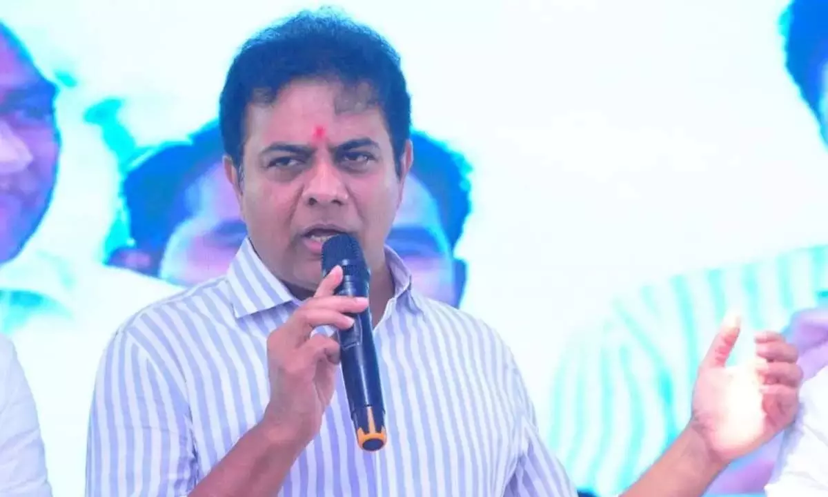 KTR Commends NTR as He Inaugurates Municipal Park at Lakaram Tank Bund in Khammam