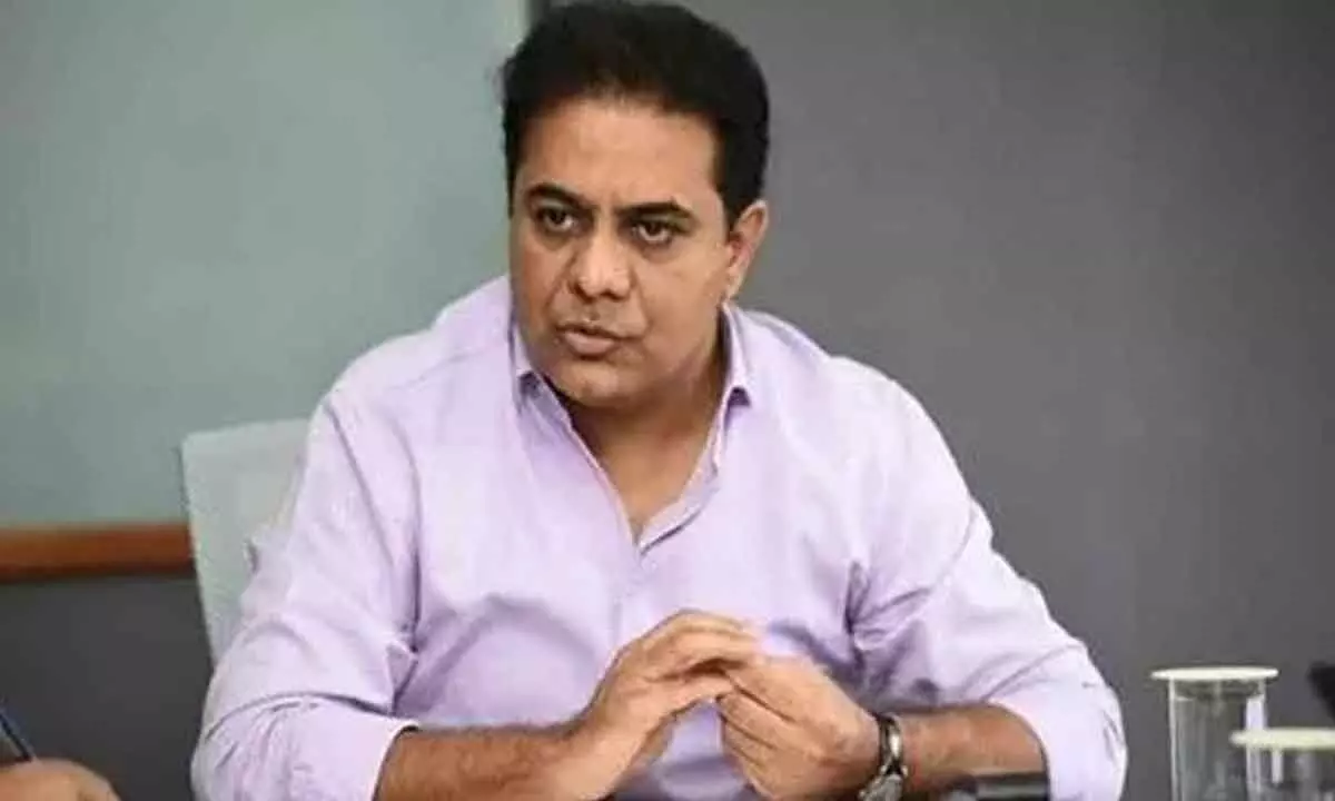 KTR criticizes Congress, mocks the six guarantees announced