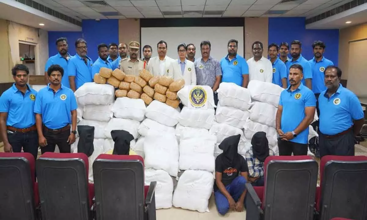 1,000 kgs of ganja seized by TSNAB