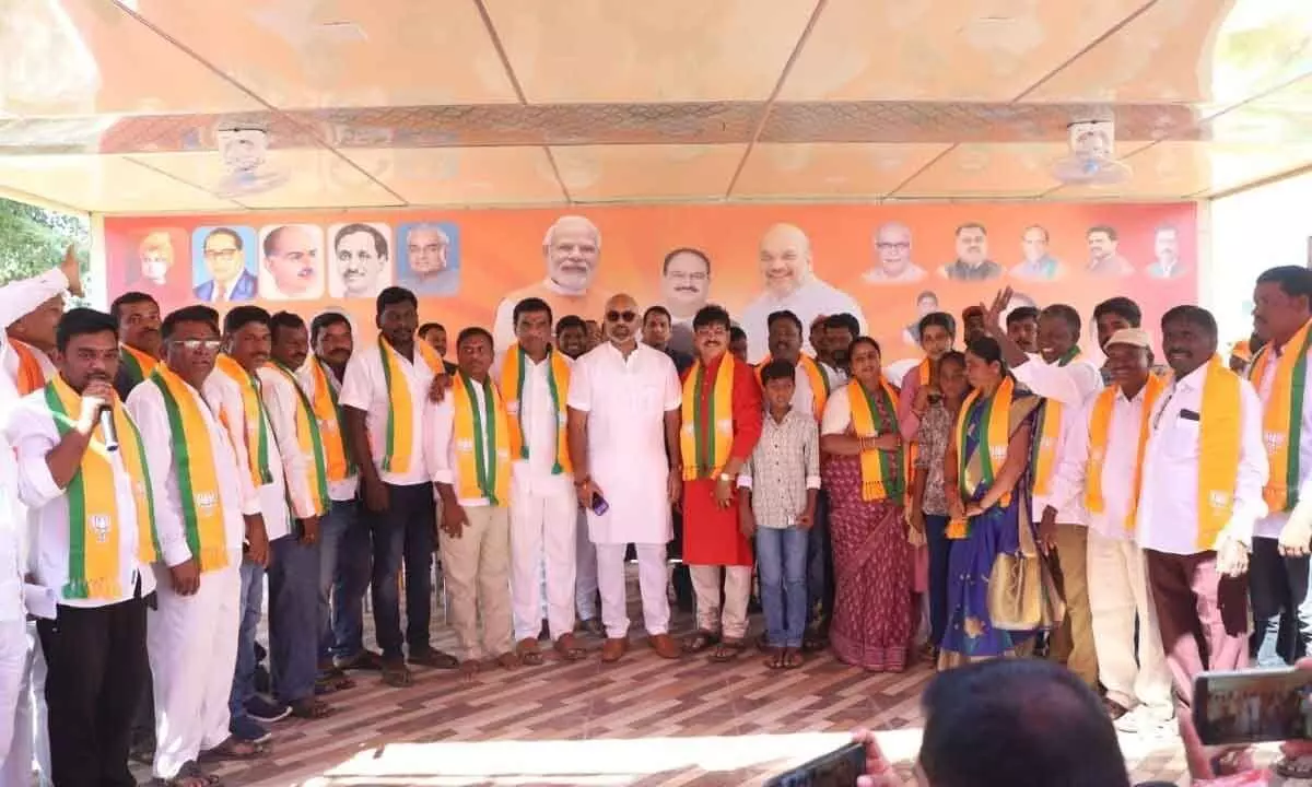 BJP Witnesses Enormous Influx in Warangal