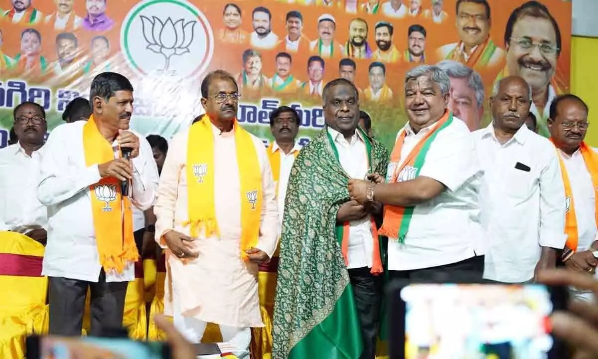 BJP workers instructed to secure victory for Guduru Narayana Reddy in Bhongir