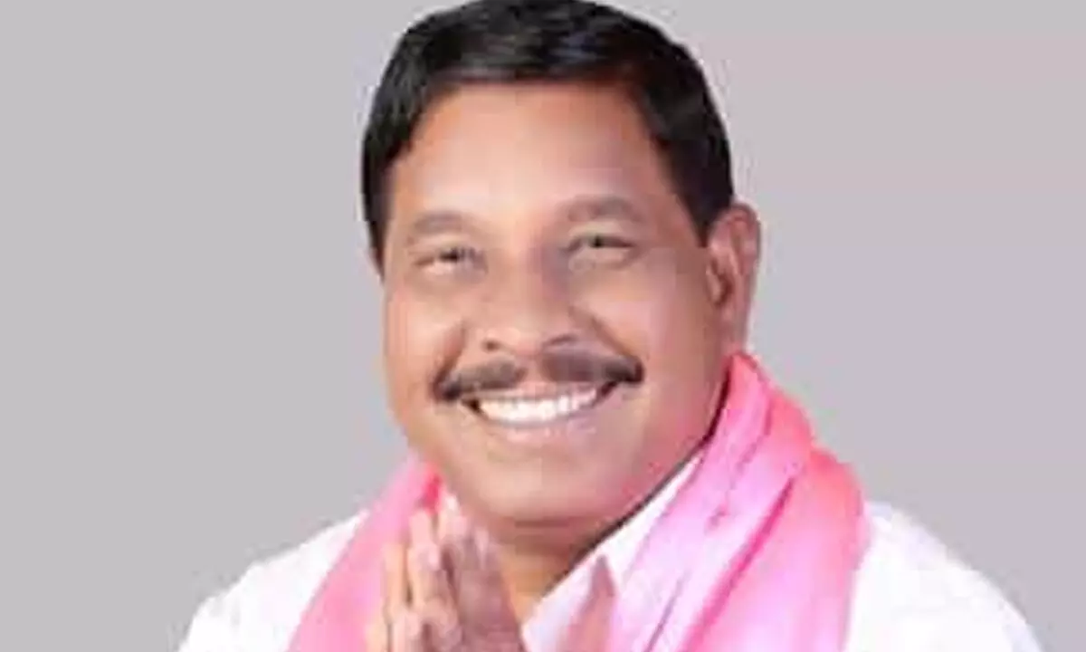 BRS MLA Boath MLA Rathod Bapurao Expected to Join Congress