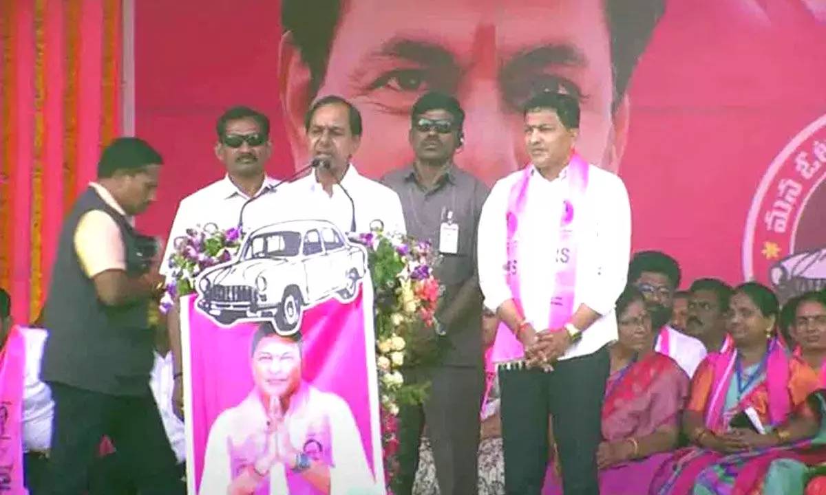 KCR Mocks Congress in Huzurnagar, Claims They Have Numerous CM Candidates