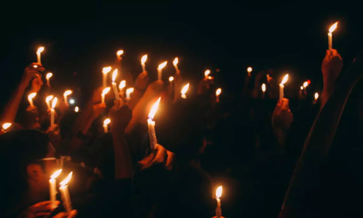 NSUI leaders' candle-light rally in Hyderabad foiled by police