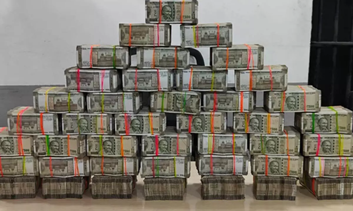 Police seize Rs. 3.50 crore during inspections on Banjara Hills in Telangana polls