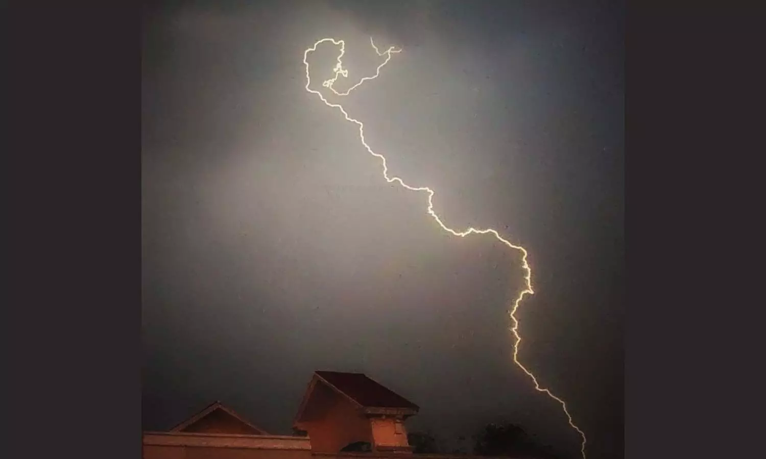 Andhra Pradesh and Odisha on Alert as IMD Warns of Heavy Rainfall and Storm