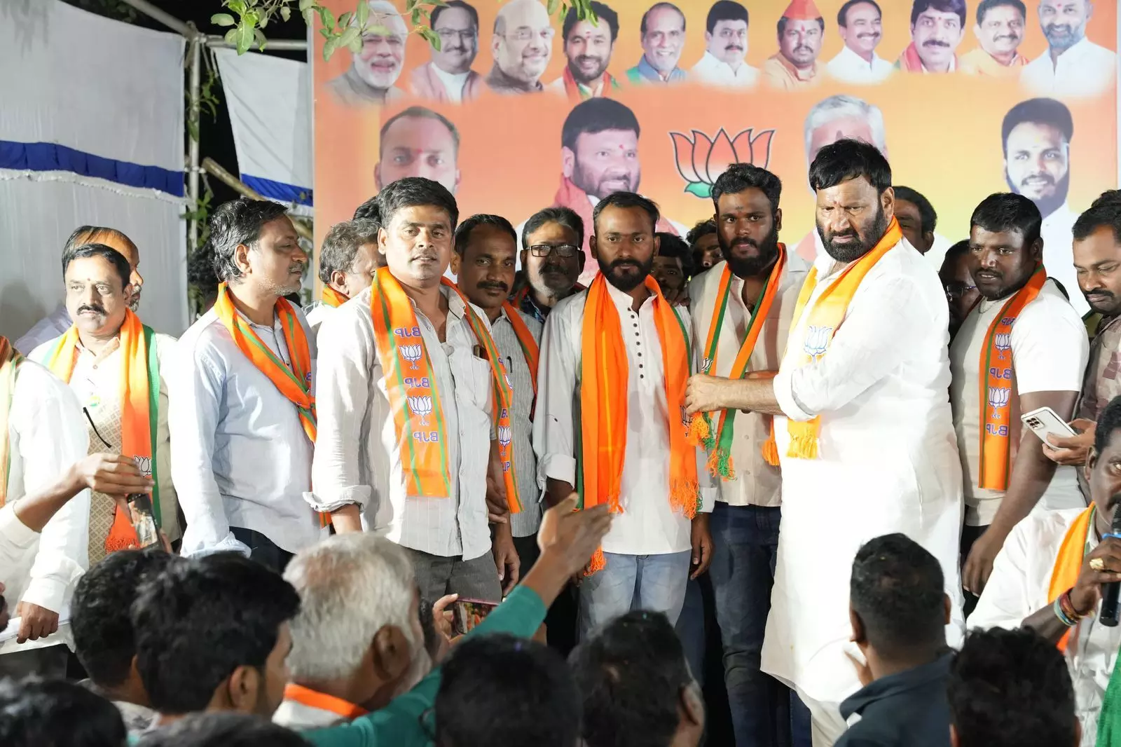 BJP candidate from Quthubullapur meets Jana Sena leader, requests support