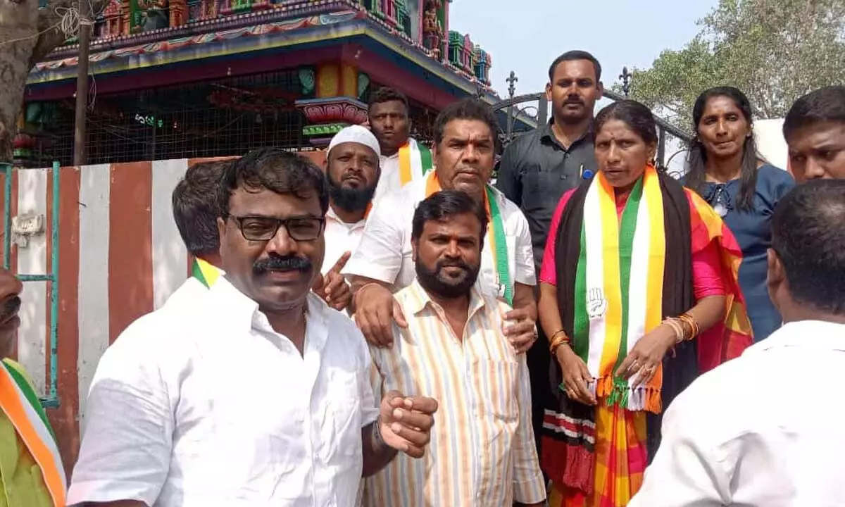 Congress candidate holds roadshow in Airport quarters of Secunderabad Cantonment