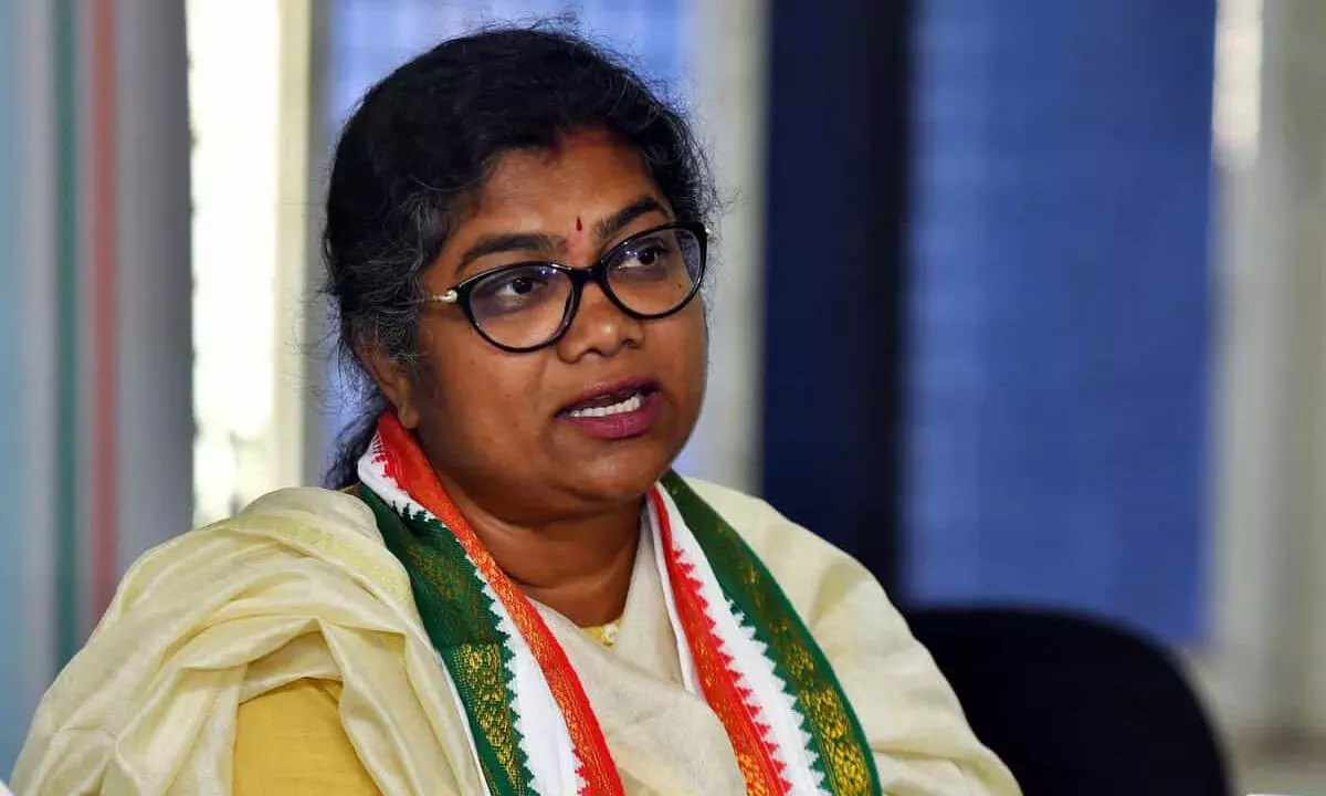 Congress Member Palvai Sravanthi to Resign and Join BRS Soon