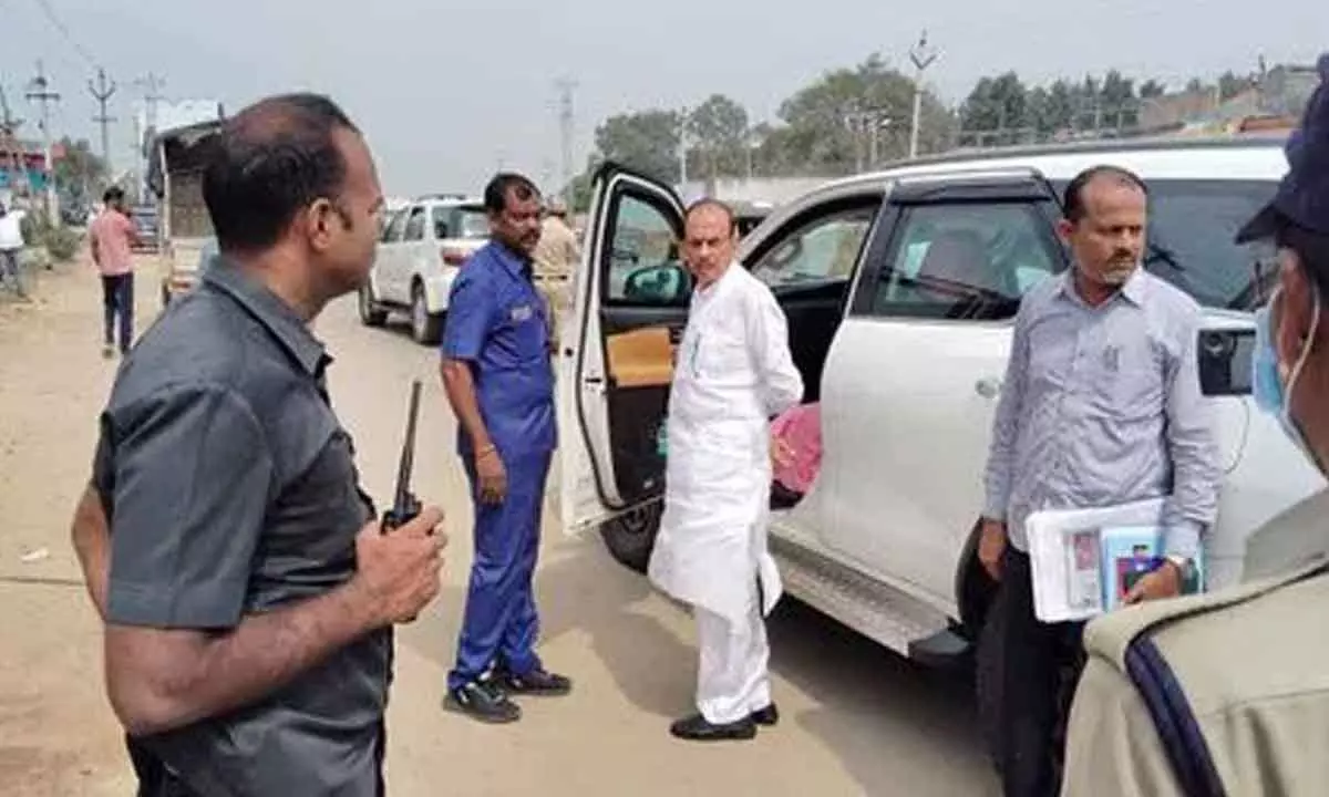 Convoy of Home Minister Mahmood Ali undergoes inspection in Medak