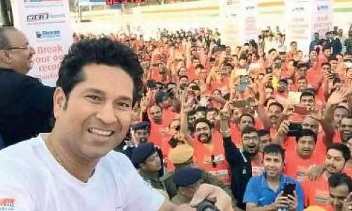 Hyderabad Half Marathon inaugurated by Sachin Tendulkar