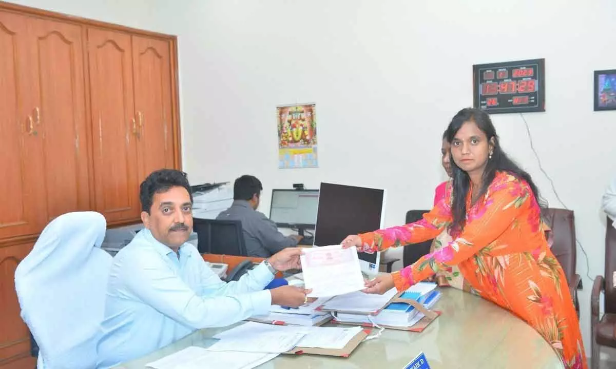 Lasya Nanditha officially submits nomination papers for SCB constituency