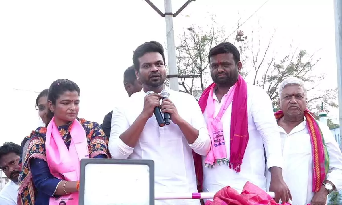 Manchu Manoj actively supports Pilot Rohith Reddy's campaign