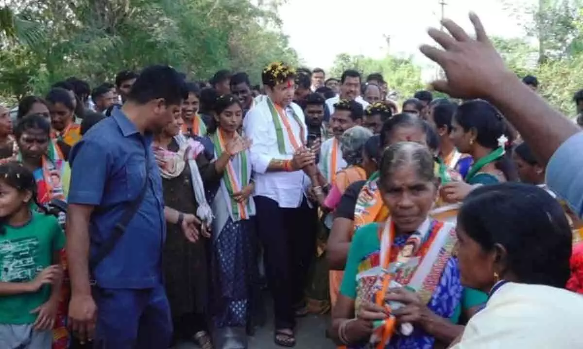 MLA Sridhar Babu assures people of Peddapalli: Congress will support them