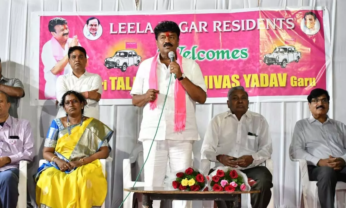 Sanathnagar BRS candidate takes campaign to Ameerpet, pledges to address all issues