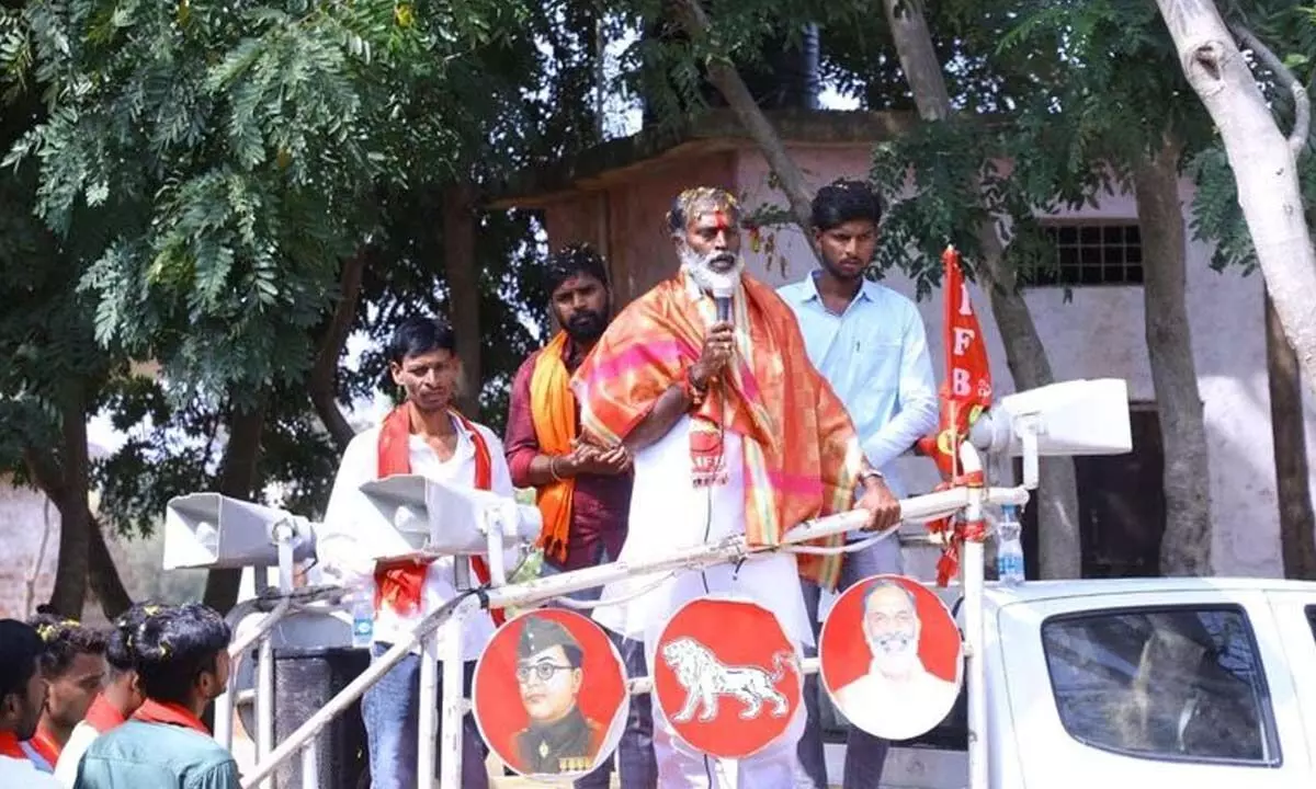 Support for Palamuru Vishnuvardhan grows as he tours villages