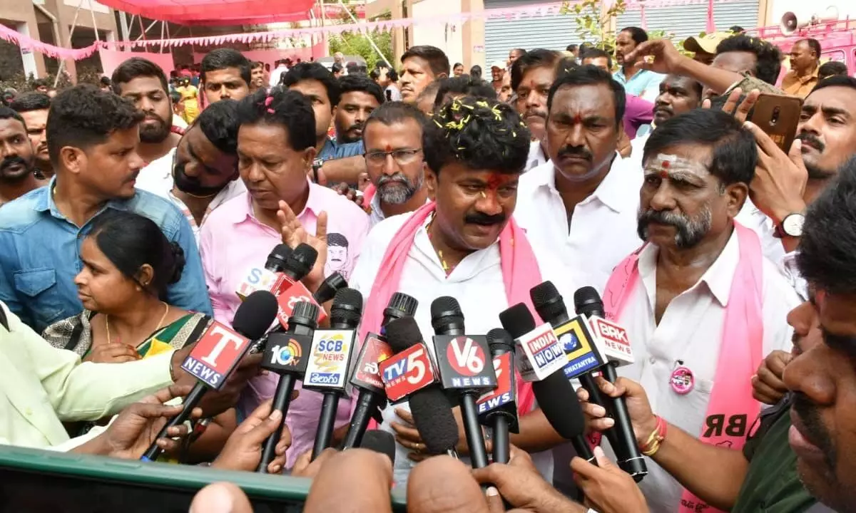 Talasani Srinivas Yadav Engages in Door-to-Door Campaigning in Maisamma Nagar, Urges Residents to Disregard Opposition Claims