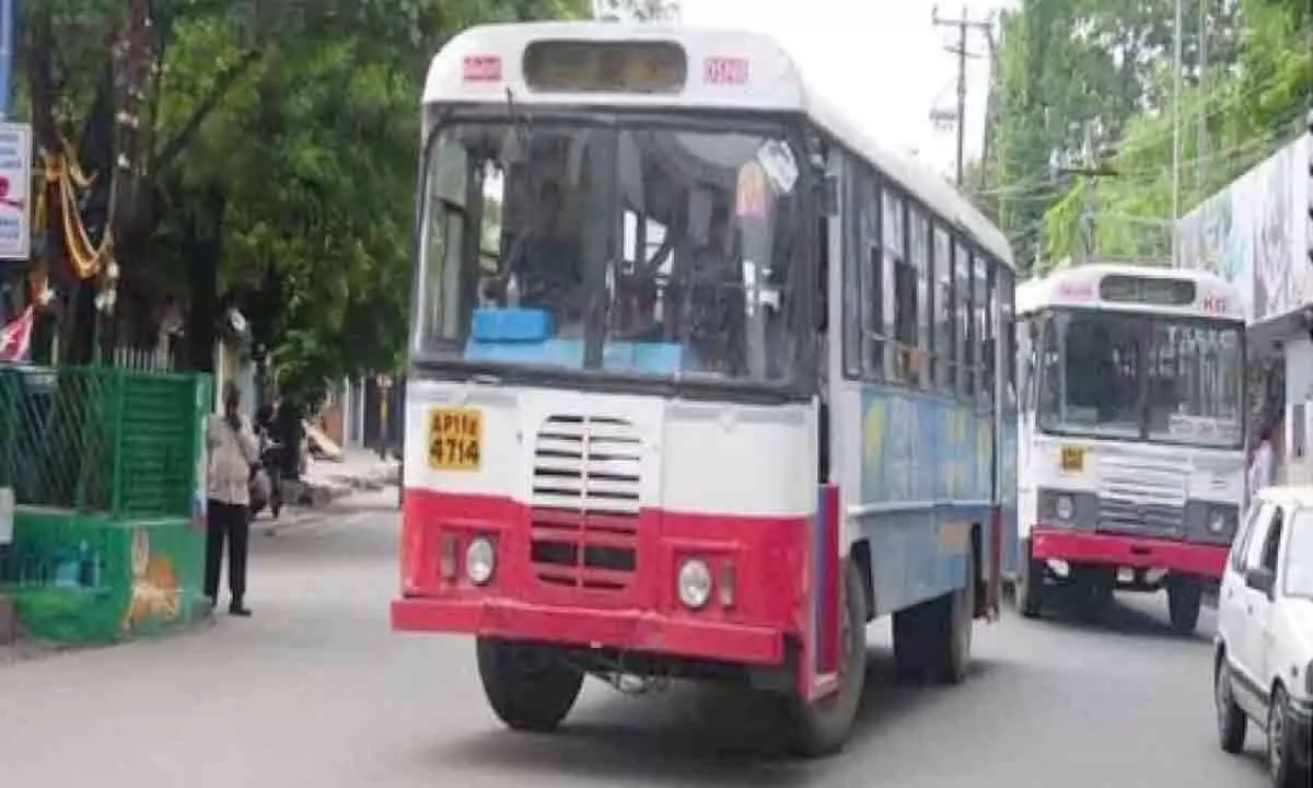 TSRTC to operate special services to Shiva shrines during the Karthika Month