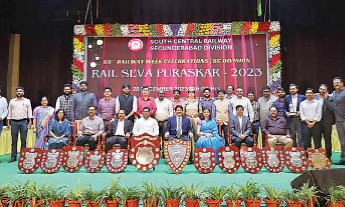 73 employees honored with awards during the 68th Railway Week