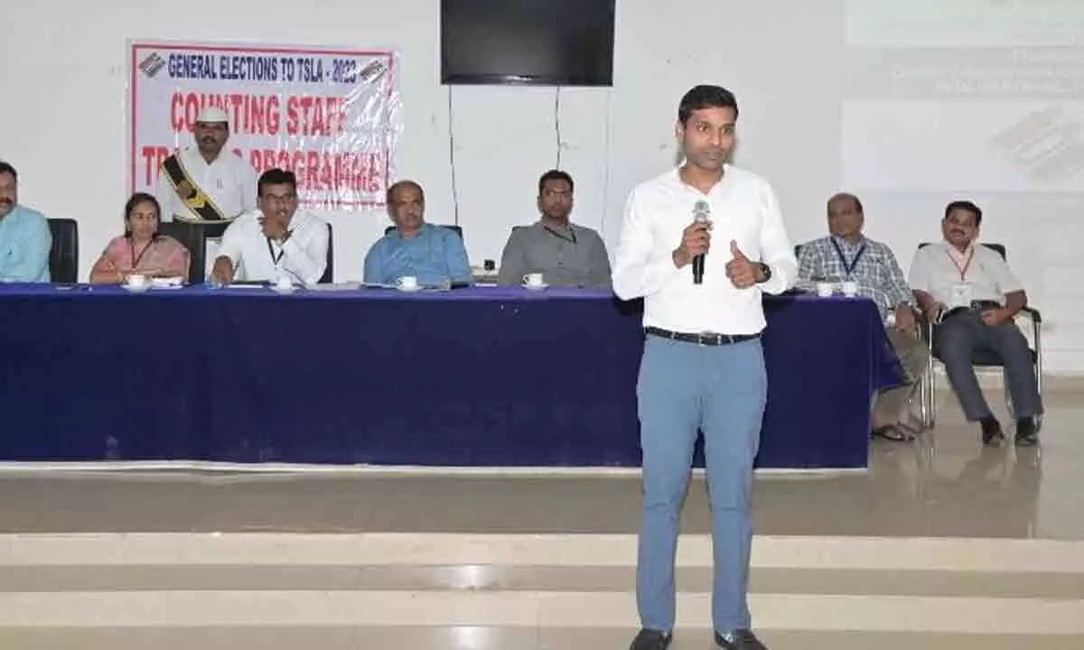 Counting staff in Peddapalli district briefed by District Collector Muzammil Khan