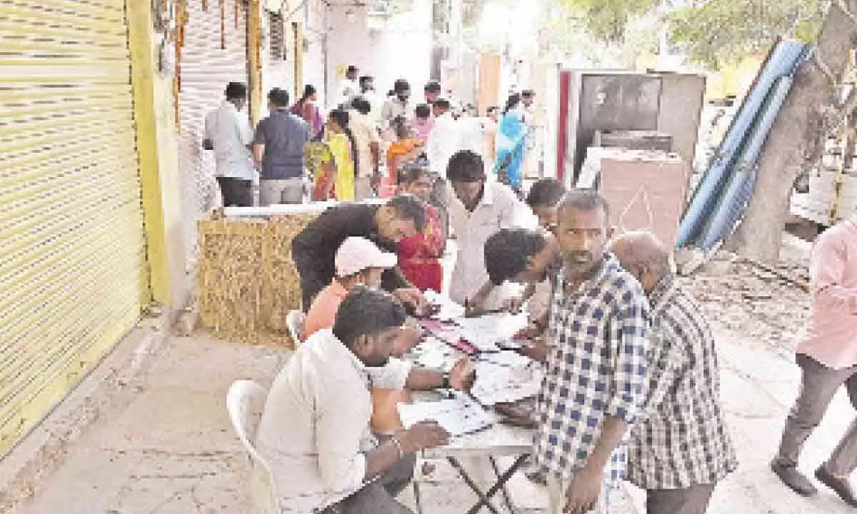 Numerous Hyderabad voters express dissatisfaction over their names being absent from the list