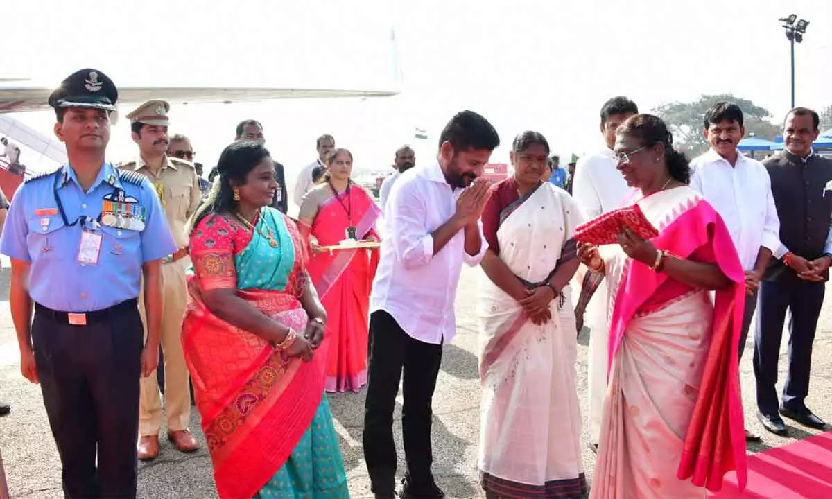 Telangana CM and Governor bid farewell to President Droupadi Murmu following winter break