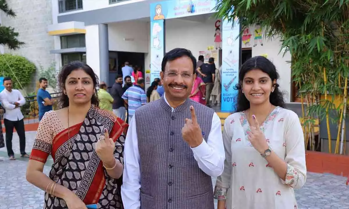 TSRTC MD Sajjanar exercises his voting right in Kondapur, Hyderabad