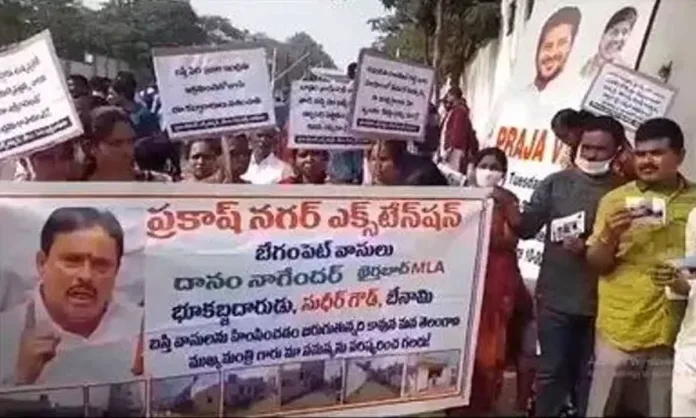 MLA Danam Nagender faces protest from Prakashnagar residents