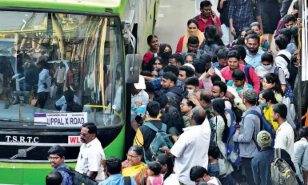 TSRTC Implements Measures to Manage High Passenger Demand during Sankranti