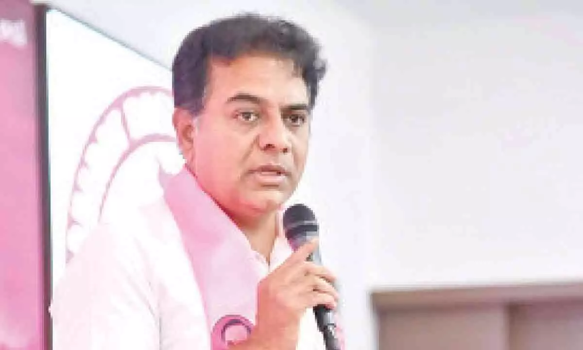 Auto drivers’ plight: KTR writes open letter to CM