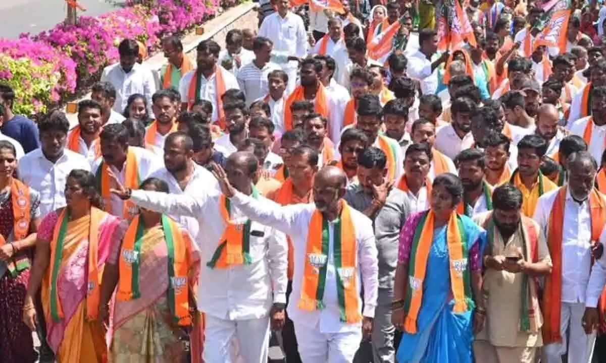 Bandi's 'Yatra' Energizes BJP in Karimnagar