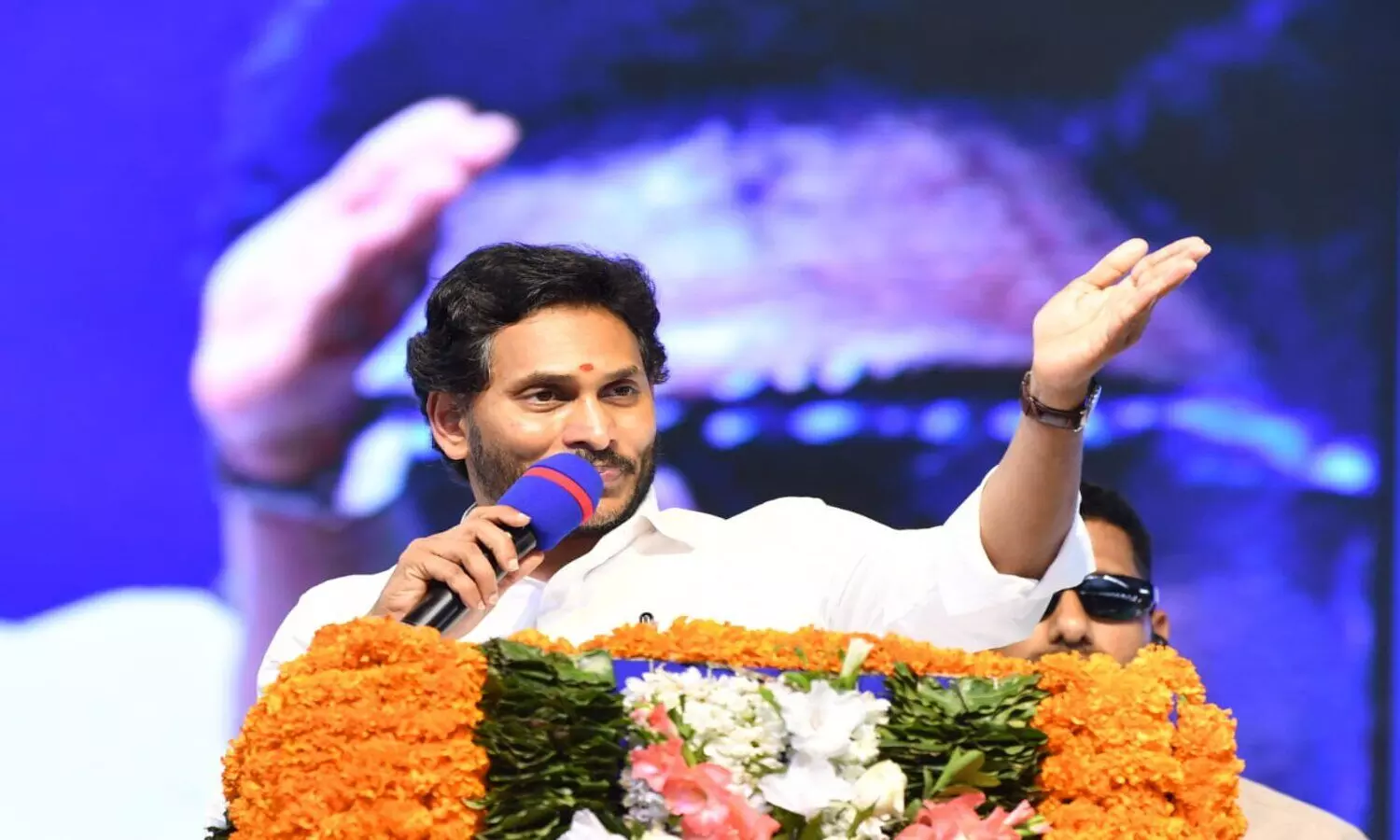 CM YS Jagan: Chandrababu Naidu's deceitfulness surpasses that of 100 villains