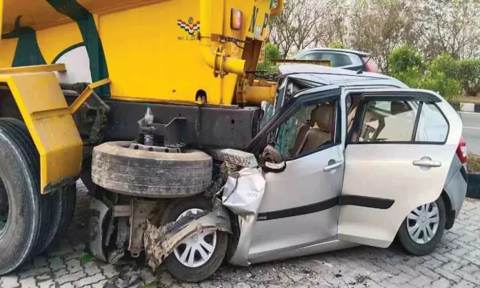 Fatal Car Crash in Nalgonda Leaves One Dead, Four Injured